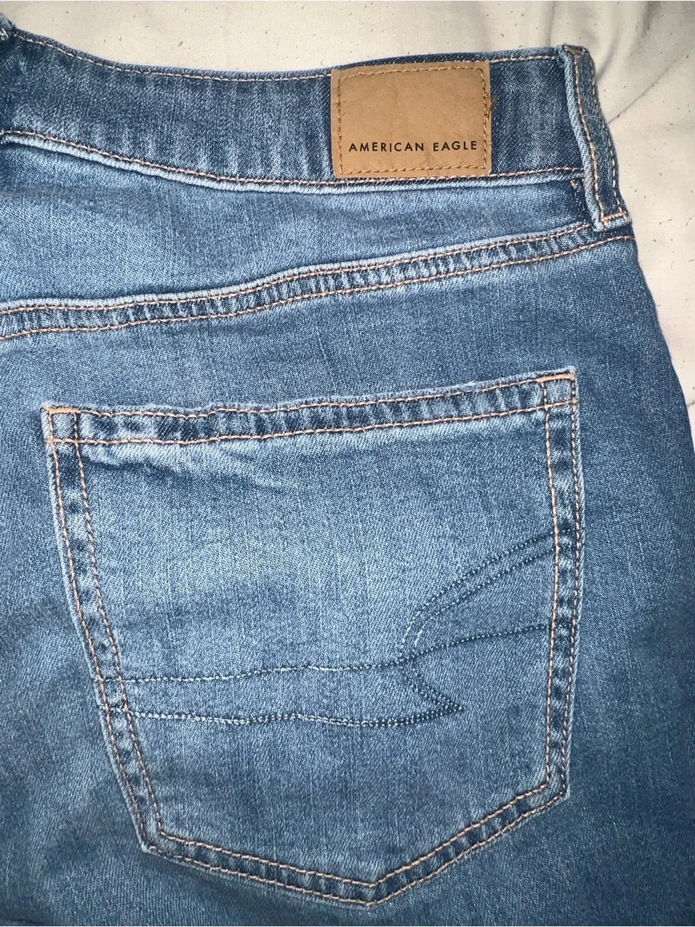 American Eagle Dreamy Drape Stretch Low Rise Baggy Wide Leg Jean - Picture 7 of 13